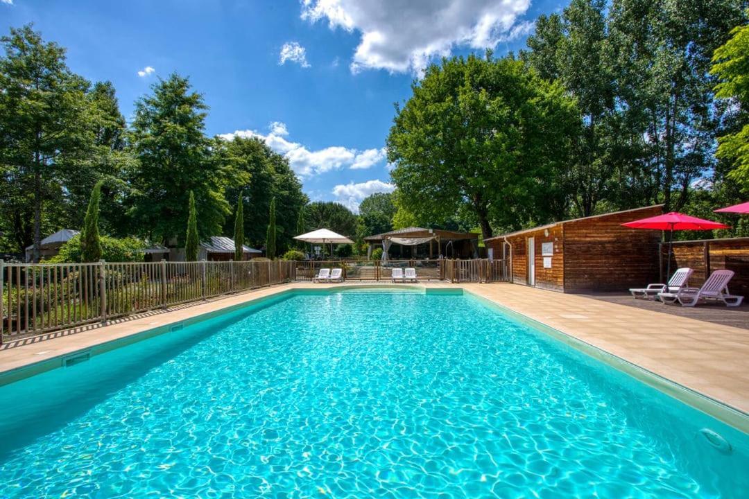 Camping du Lac de Groléjac Exterior foto